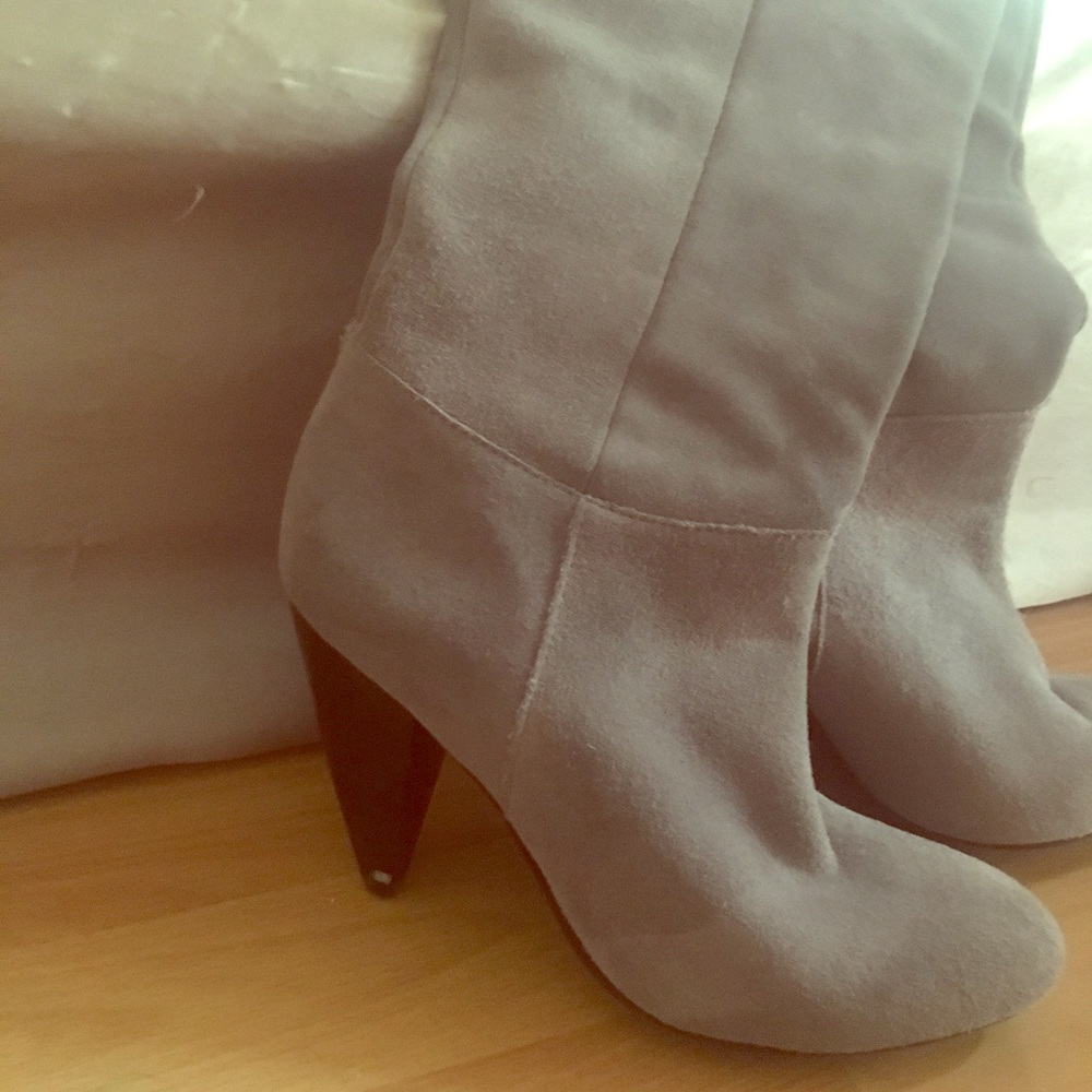 FINAL DROP B4 DONATED Grey thigh-high boots